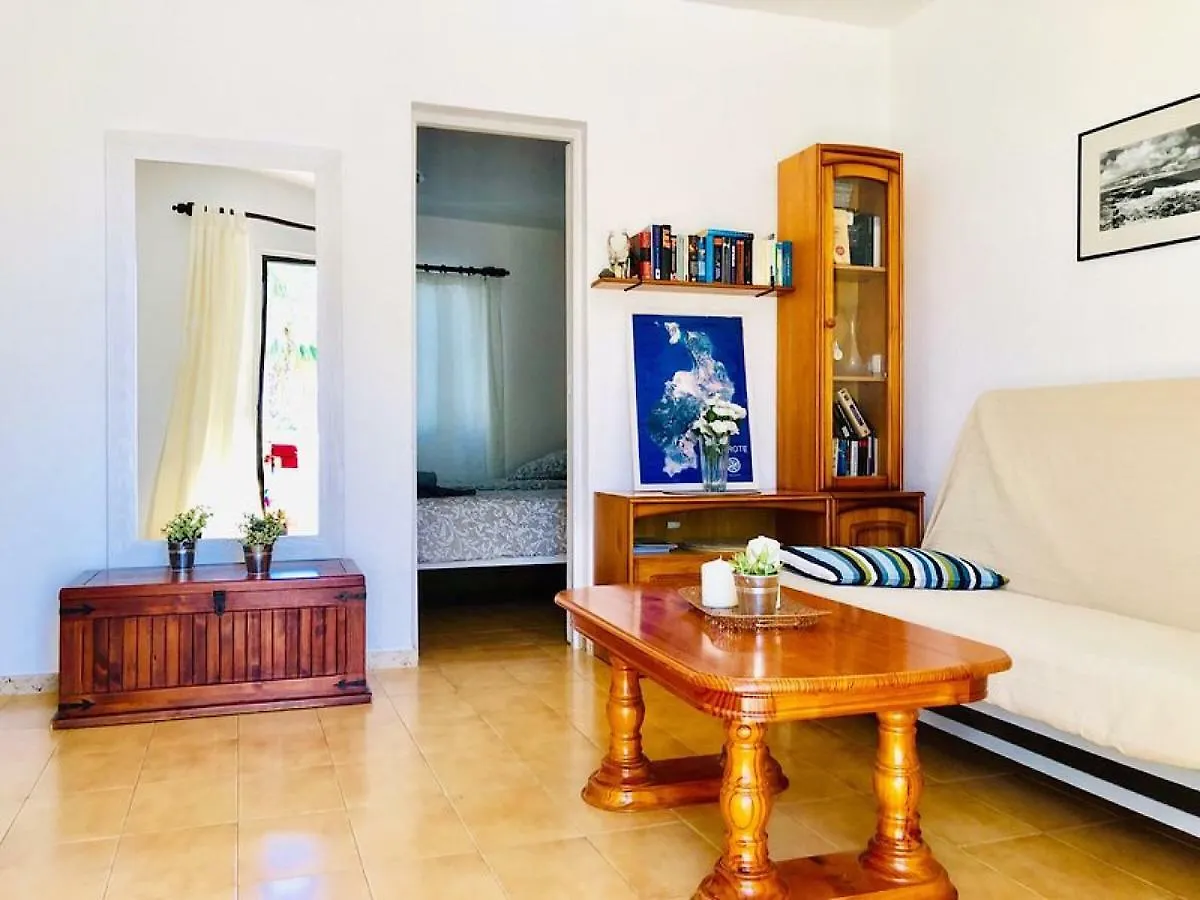 Apartment Alessandra With Sat- Tv & Wifi Only 200M From Playa Grande Puerto del Carmen   Puerto del Carmen (Lanzarote)
